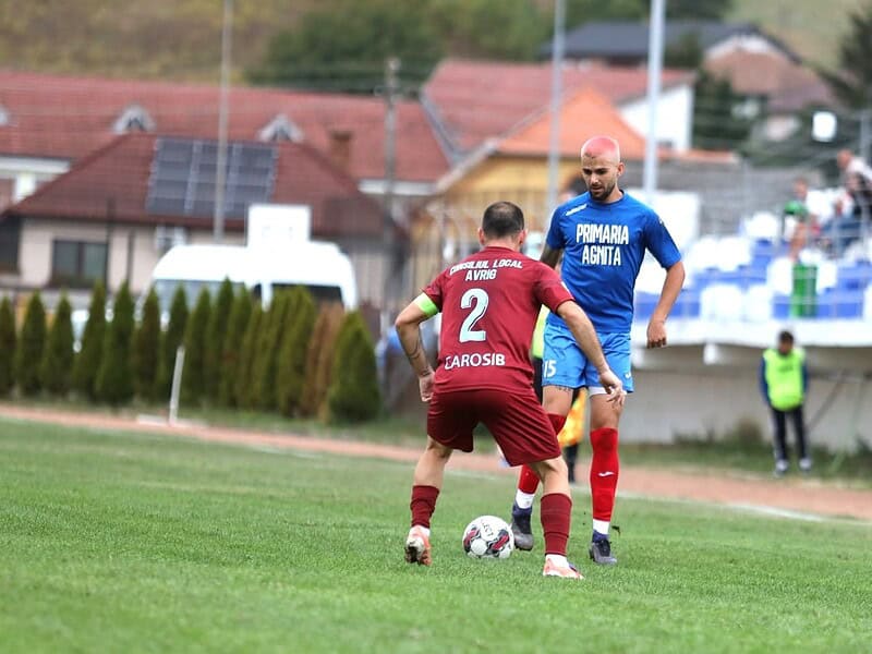 Luptă în trei pentru titlu în Superliga Sibiu la fotbal: Agnita este singura neînvinsă /video