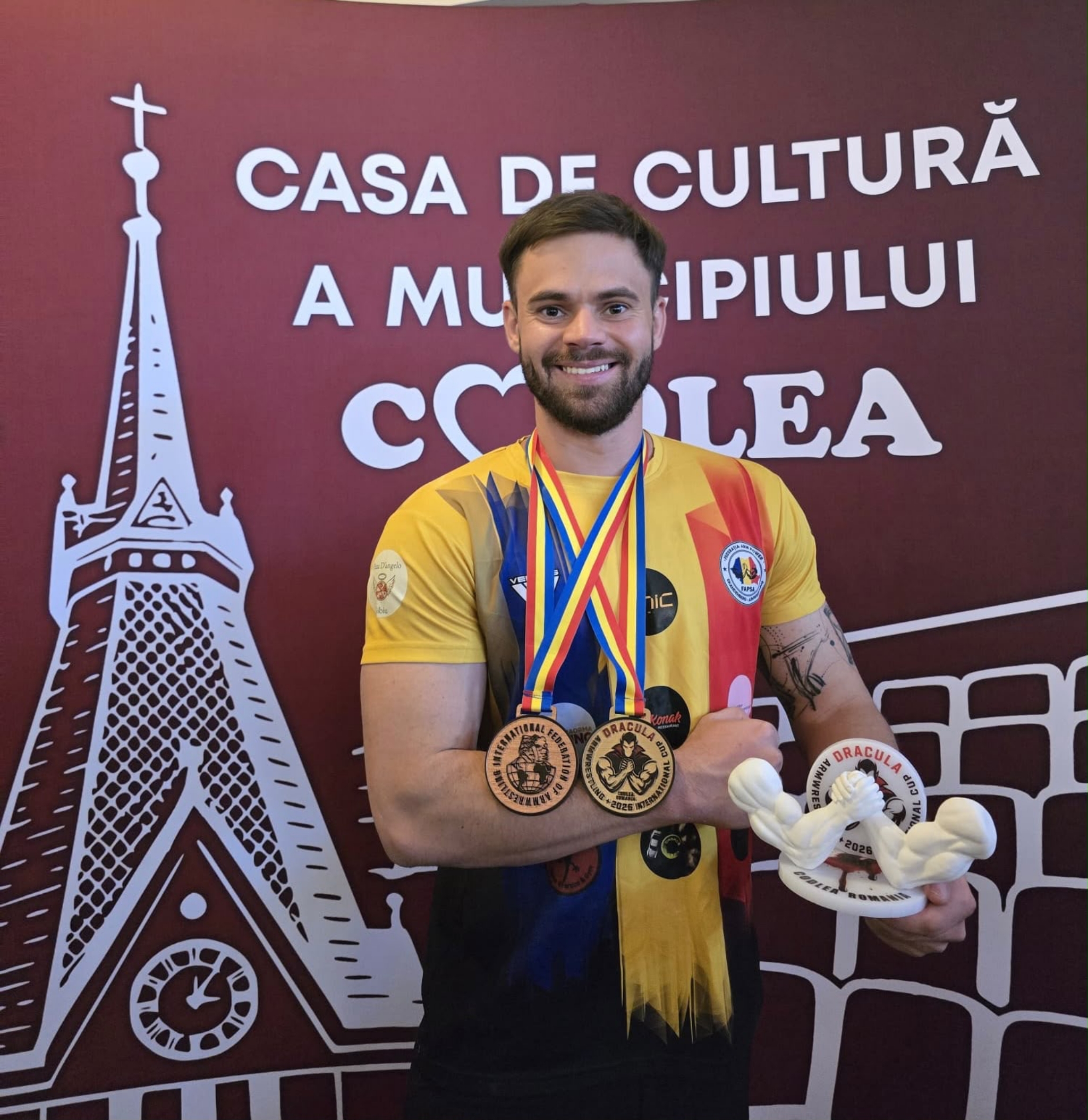 Fost militar, antrenor de fitness și sportiv de elită: Alex, singurul român prezent la Campionat Mondial de Skandenberg / foto 