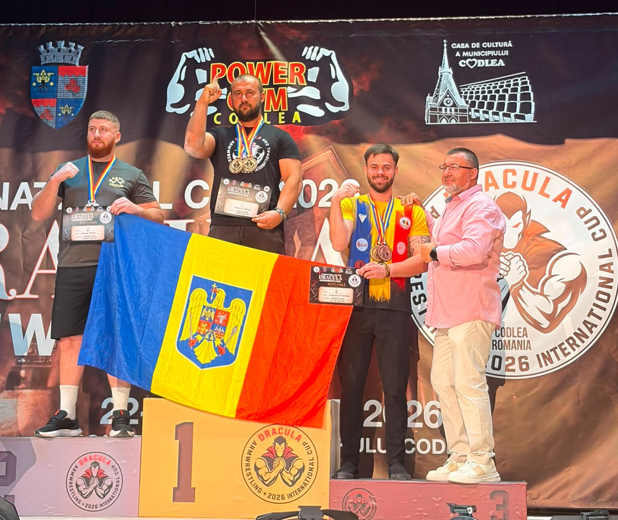 Fost militar, antrenor de fitness și sportiv de elită: Alex, singurul român prezent la Campionat Mondial de Skandenberg / foto 