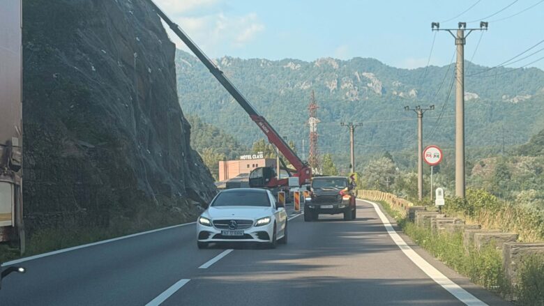 Lucrări de infrastructură rutieră pe DN7, pe Valea Oltului