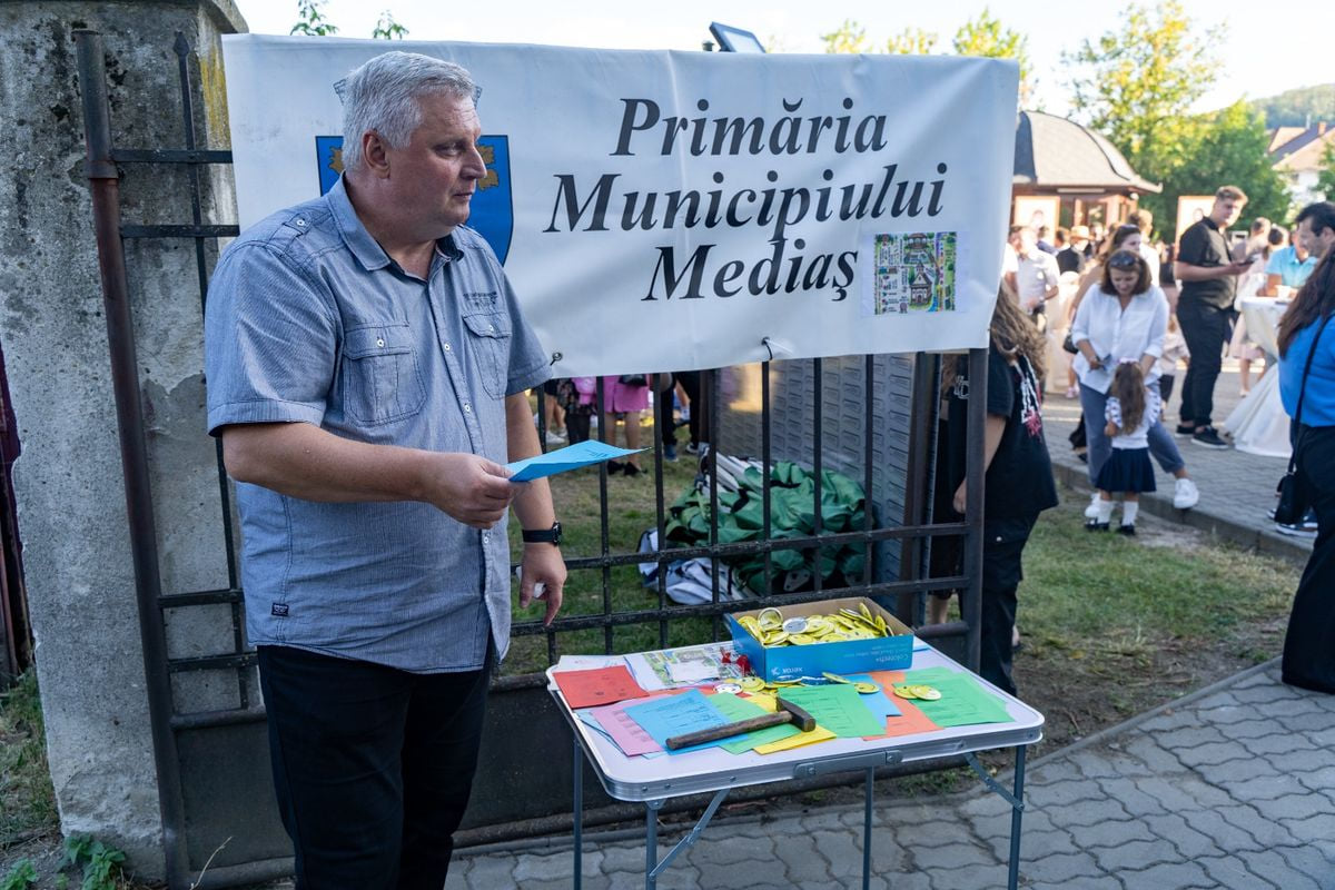 bucurie familie mediaș
