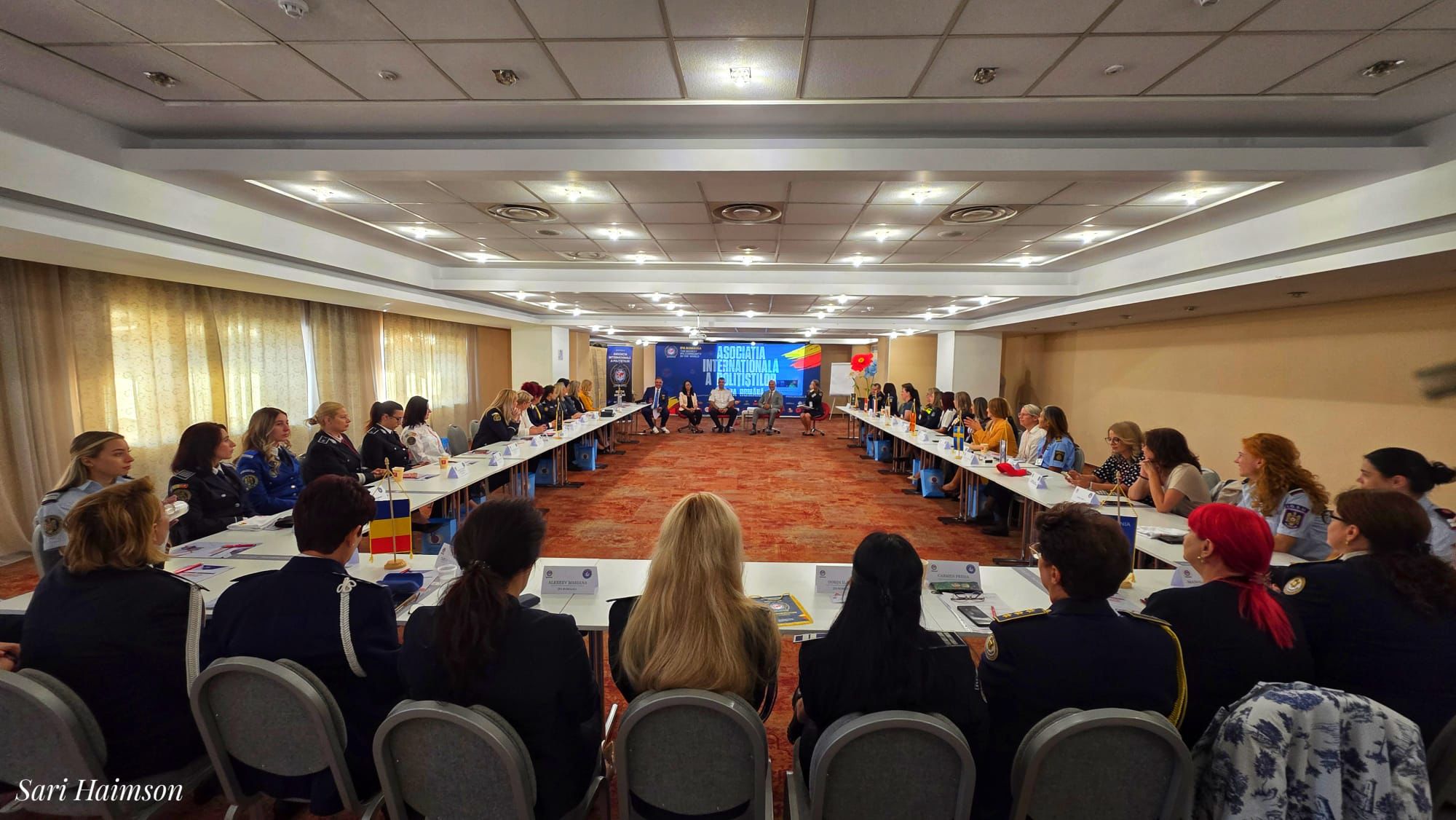 „She is IPA”: Polițiste din 9 țări, reunite la Sibiu pentru a dezbate leadershipul feminin / foto